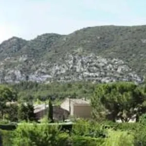  Appartement Le Maset Des Aires Avec Vue Sur Le Luberon Et Son Jacuzzi Exterieur Disponible De Juin A Mi-septembre